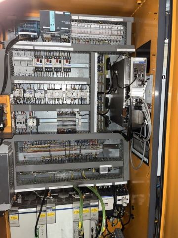 TOUR ALPHAMAB300